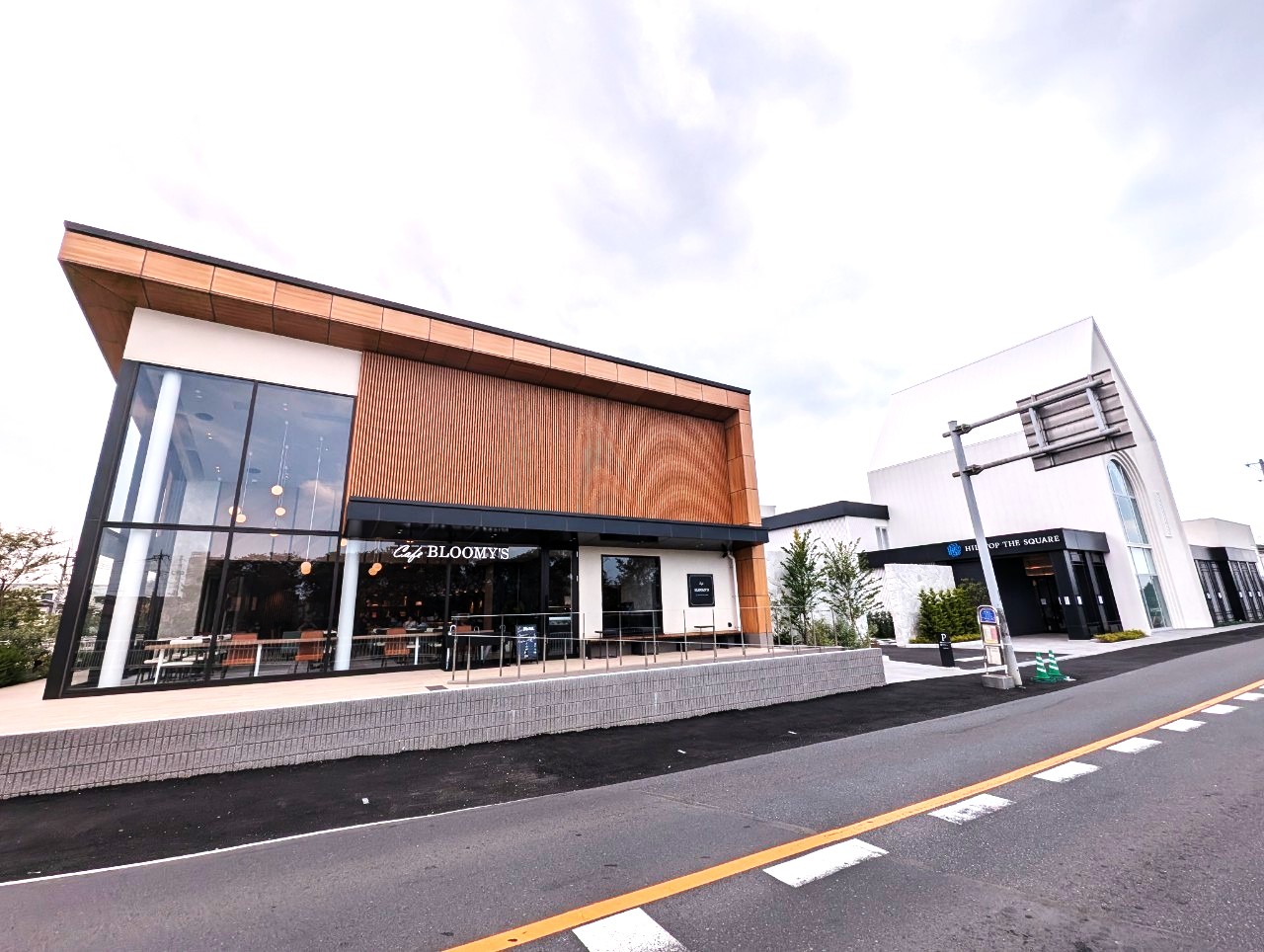 2024年6月20日、神明町のHILLTOP THE SQUARE内に「CAFE BLOOMY`S（カフェブルーミーズ）」と「Ristorante BLOOMY’S（リストランテブルーミーズ）」がオープンしました【がやてっく開店】