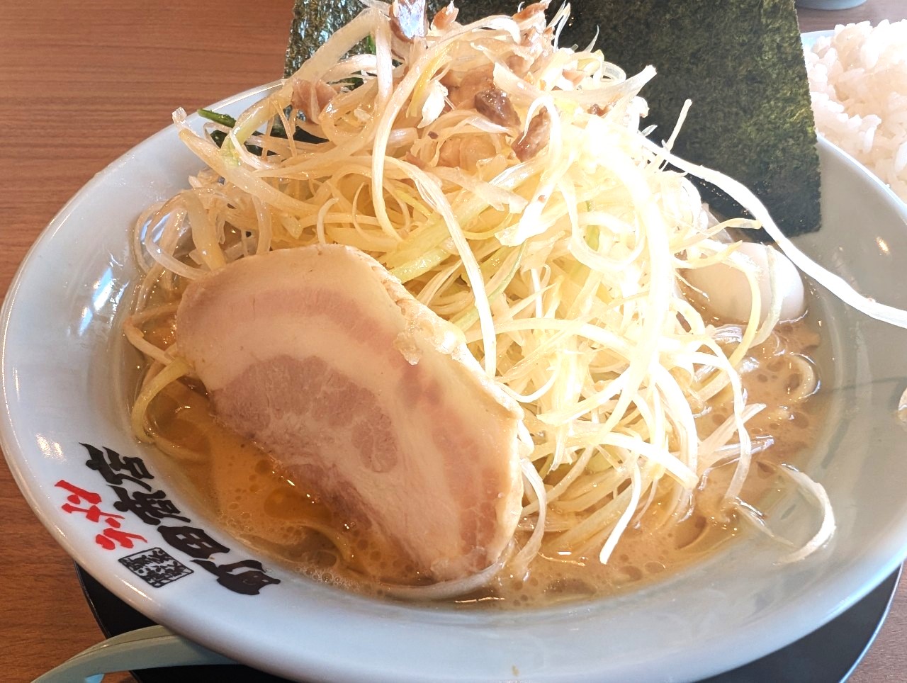 【待ちに待った開店！】オープンしたての町田商店 越谷店でネギラーメンを食べてきました【...