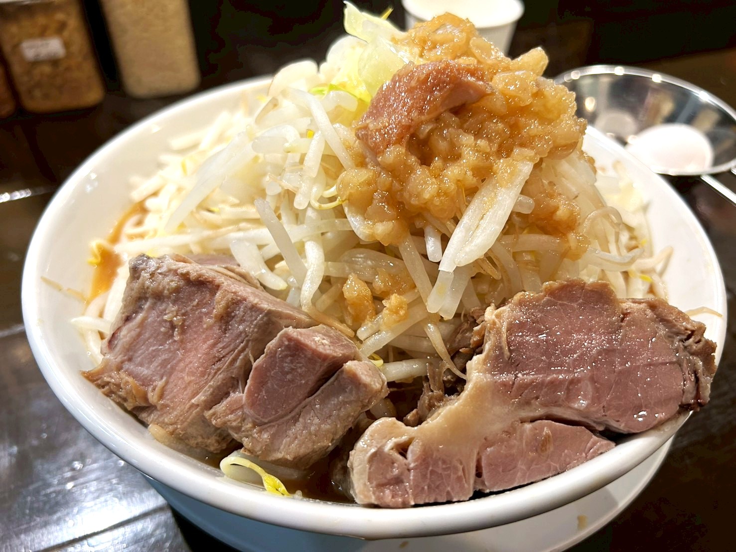 【満腹×満足】北越谷にあるラーメンDIYラボin北越谷でラーメン野菜あぶらと油そばを食べてきました【がやてっくグルメ】