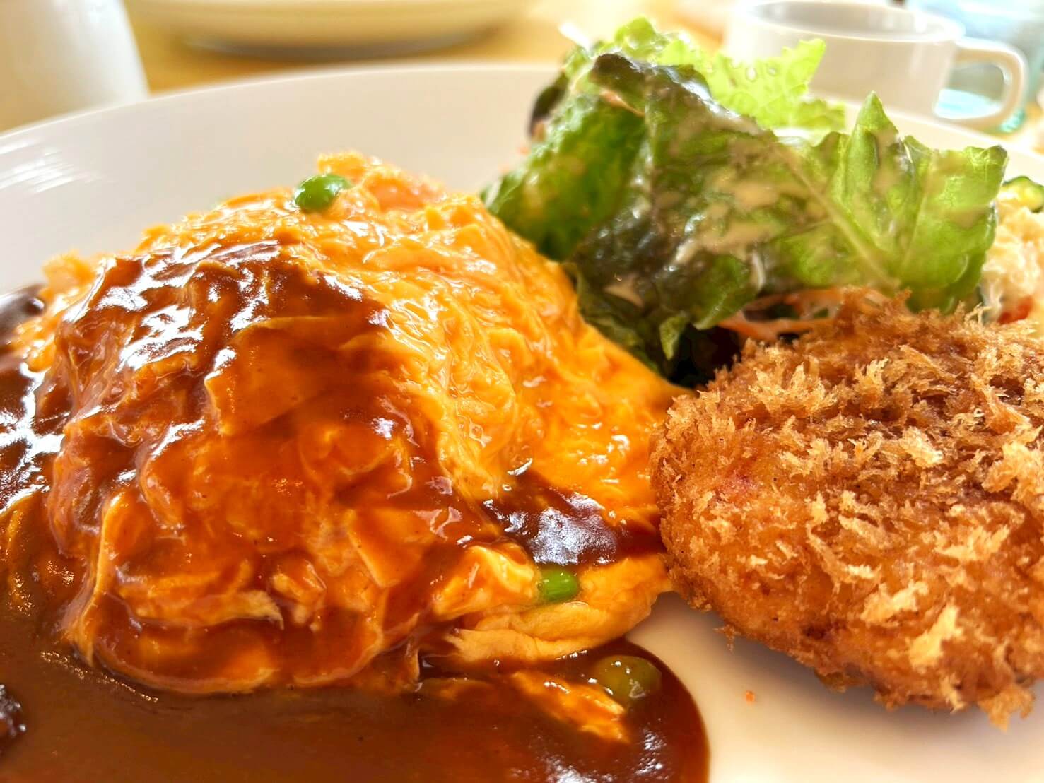 【2025年〆ランチ①】蒲生の洋食レストランGirassolでオムライスとカニクリームコロッケを食べてきました【がやてっくグルメ】