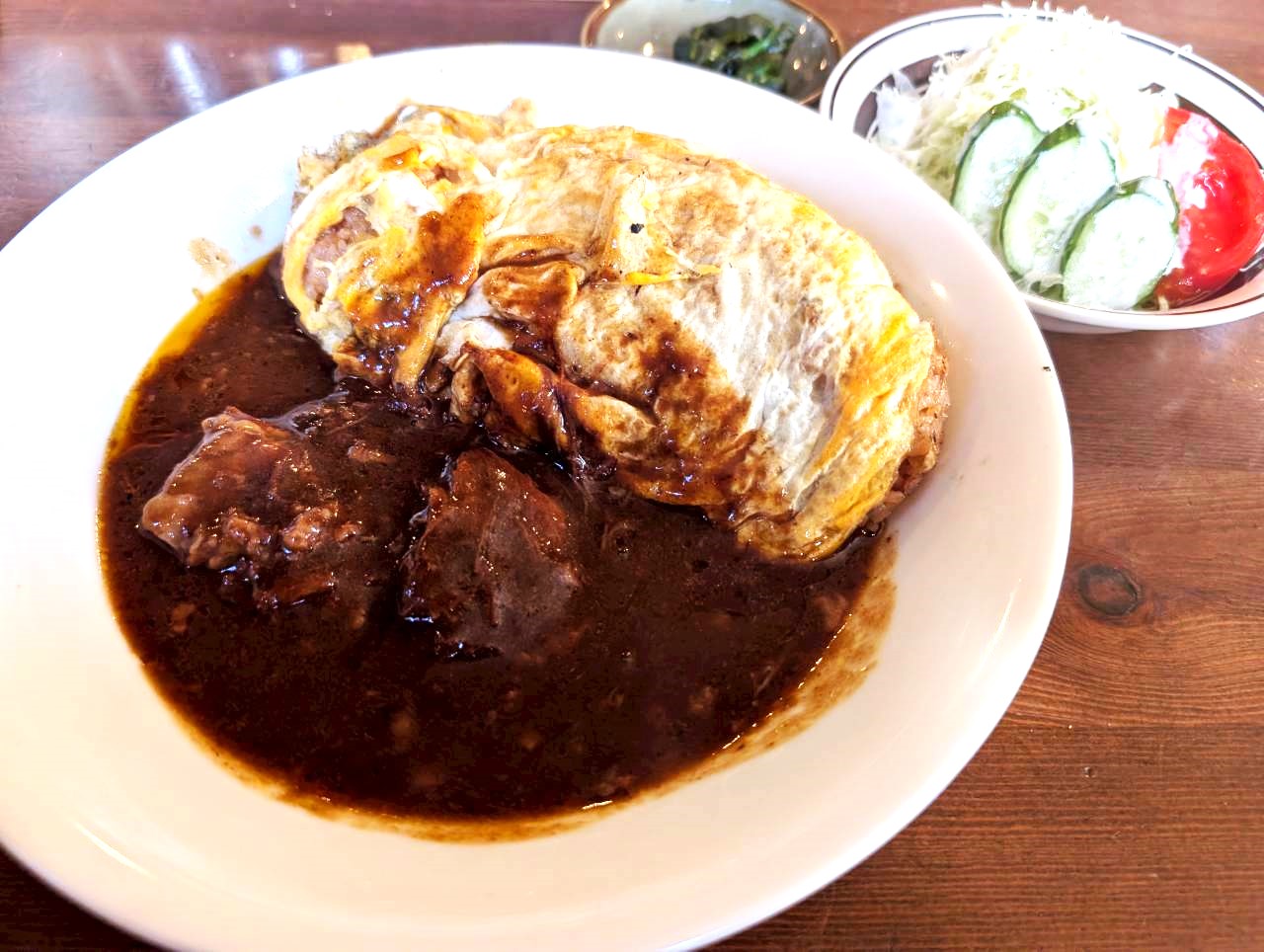 【半世紀紡がれた伝統の味】赤山町にあるミッシェルズハースでオムハヤシを食べてきました！【がやてっくグルメ】