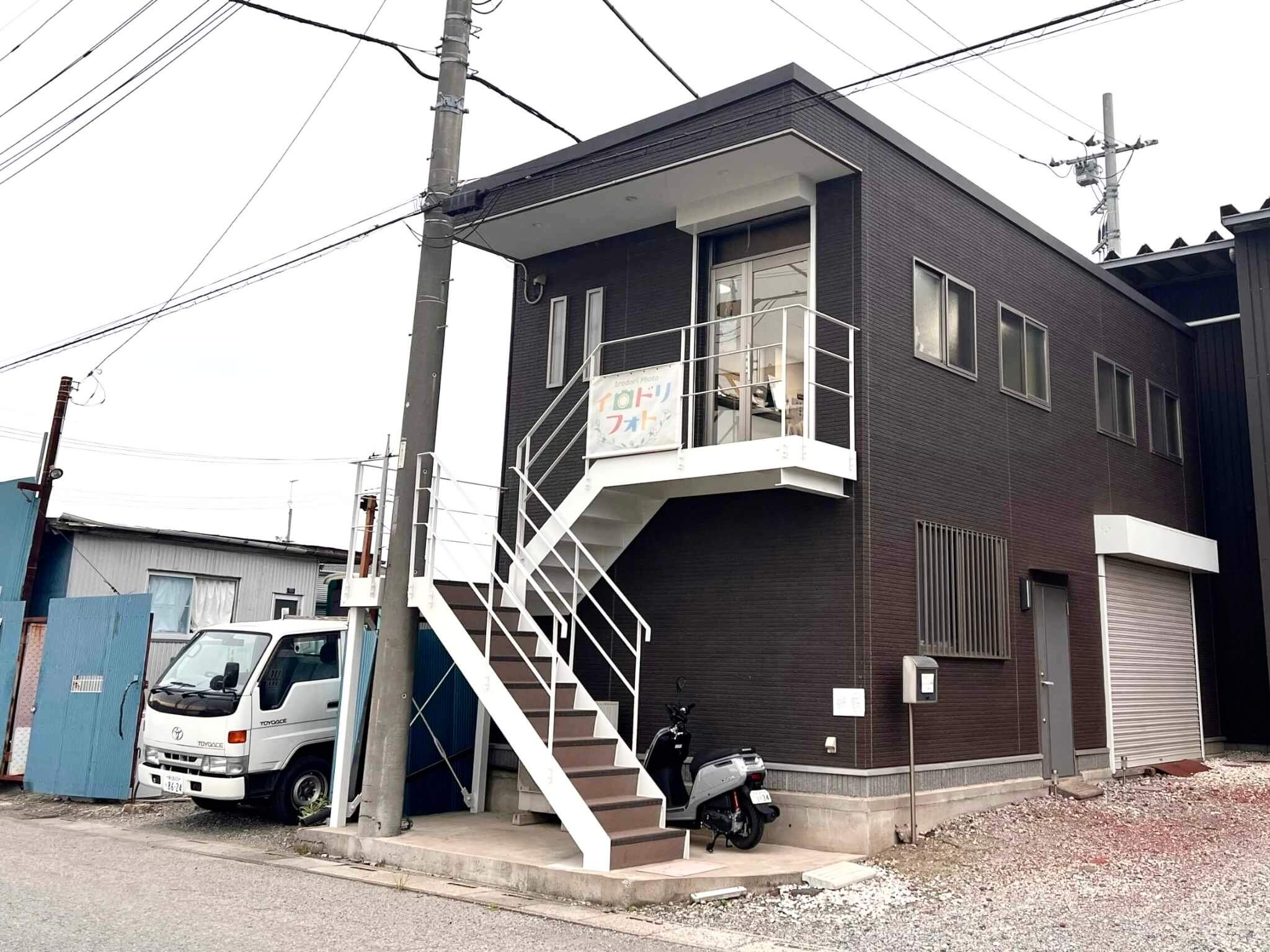 【思い出を写した越谷スタジオ】2026年3月31日、越谷市にあるイロドリフォト株式会社U.E.Bがクローズします【がやてっく閉店】