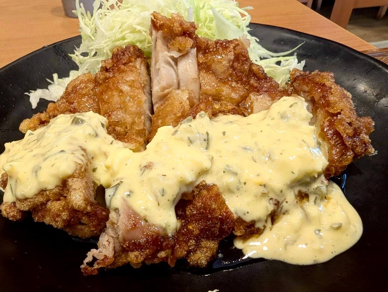 【3月15日で閉店・・・】蒲生西町のとんから亭越谷蒲生店で大判チキン南蛮定食を食...