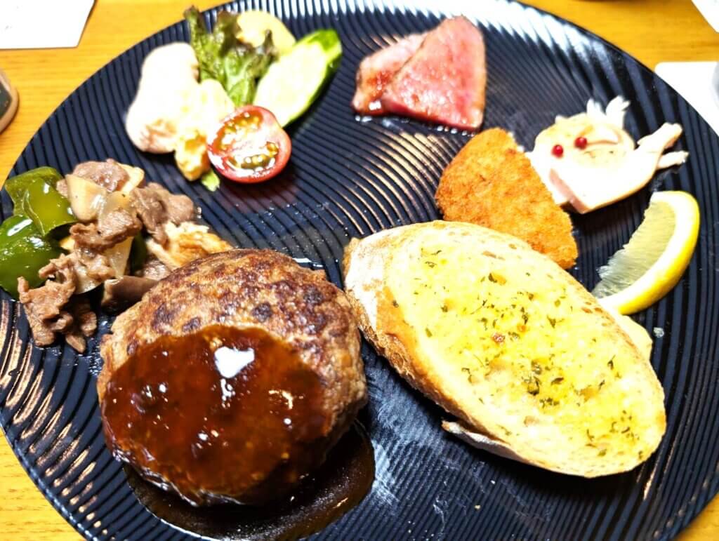北越谷の肉ダイニングたんとで女子会・飲み放題【がやてっくイン】