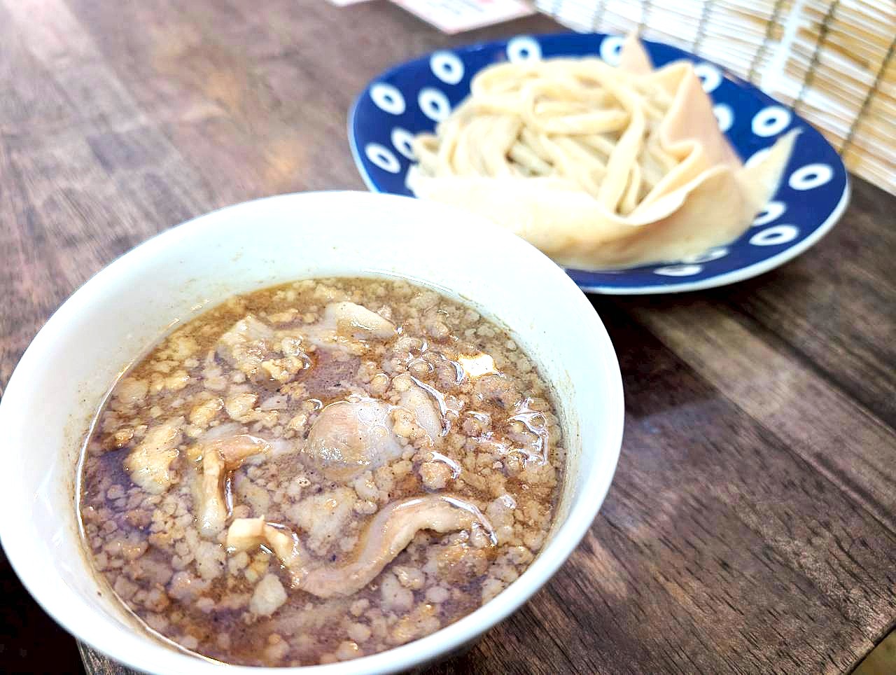 【モチコシ食感の極太麺！】蒲生茜町の「庄司グループ武蔵野うどん越ヶ家」で肉極つけうどんを食べてきました【がやてっくグルメ】