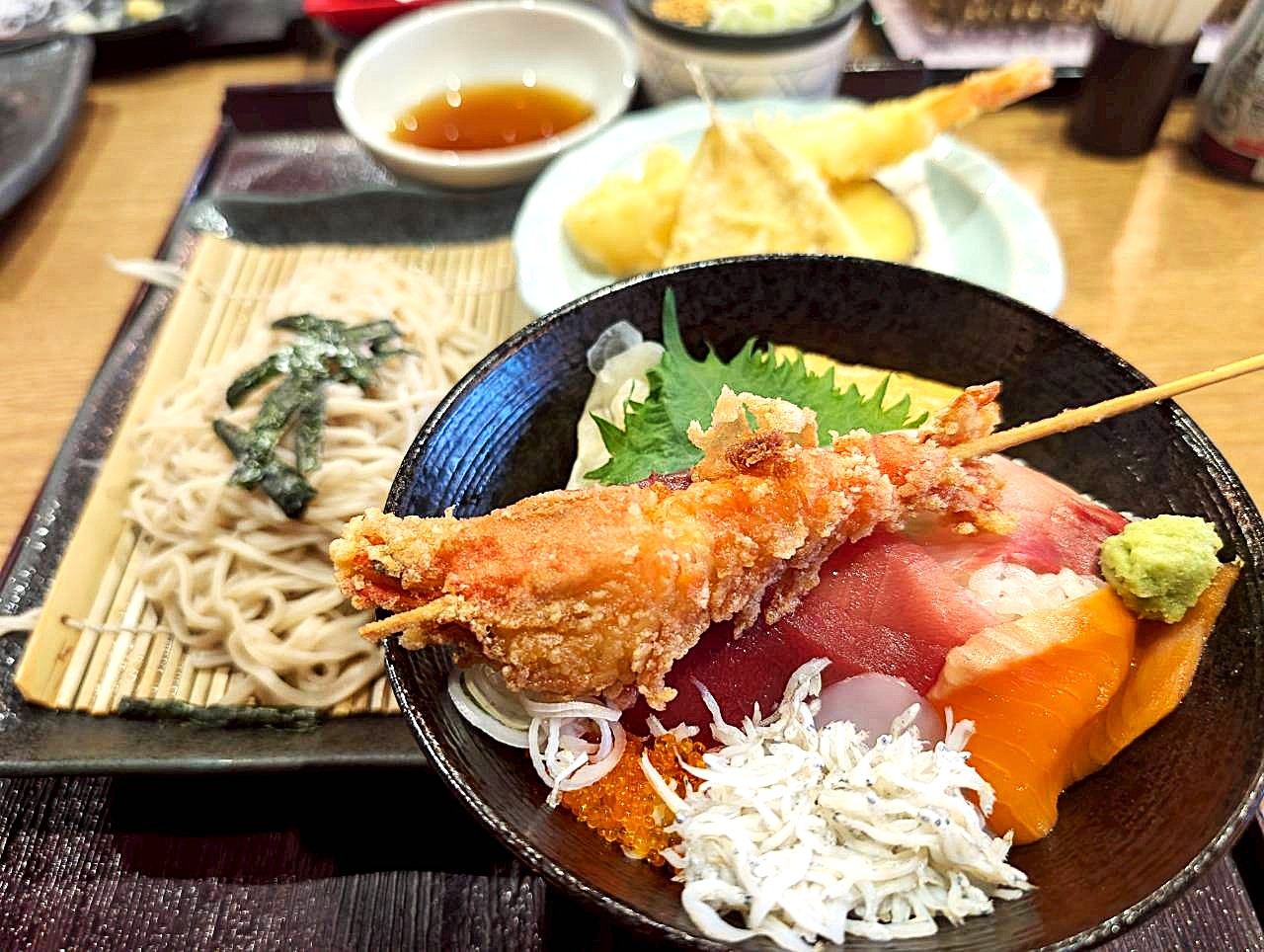 【まもなく見納め、和食を楽しめる贅沢な一軒】東越谷の「すし・創作料理一幸東越谷店」で一幸海鮮丼と天ぷらと更科そばを食べてきました【がやてっくグルメ】
